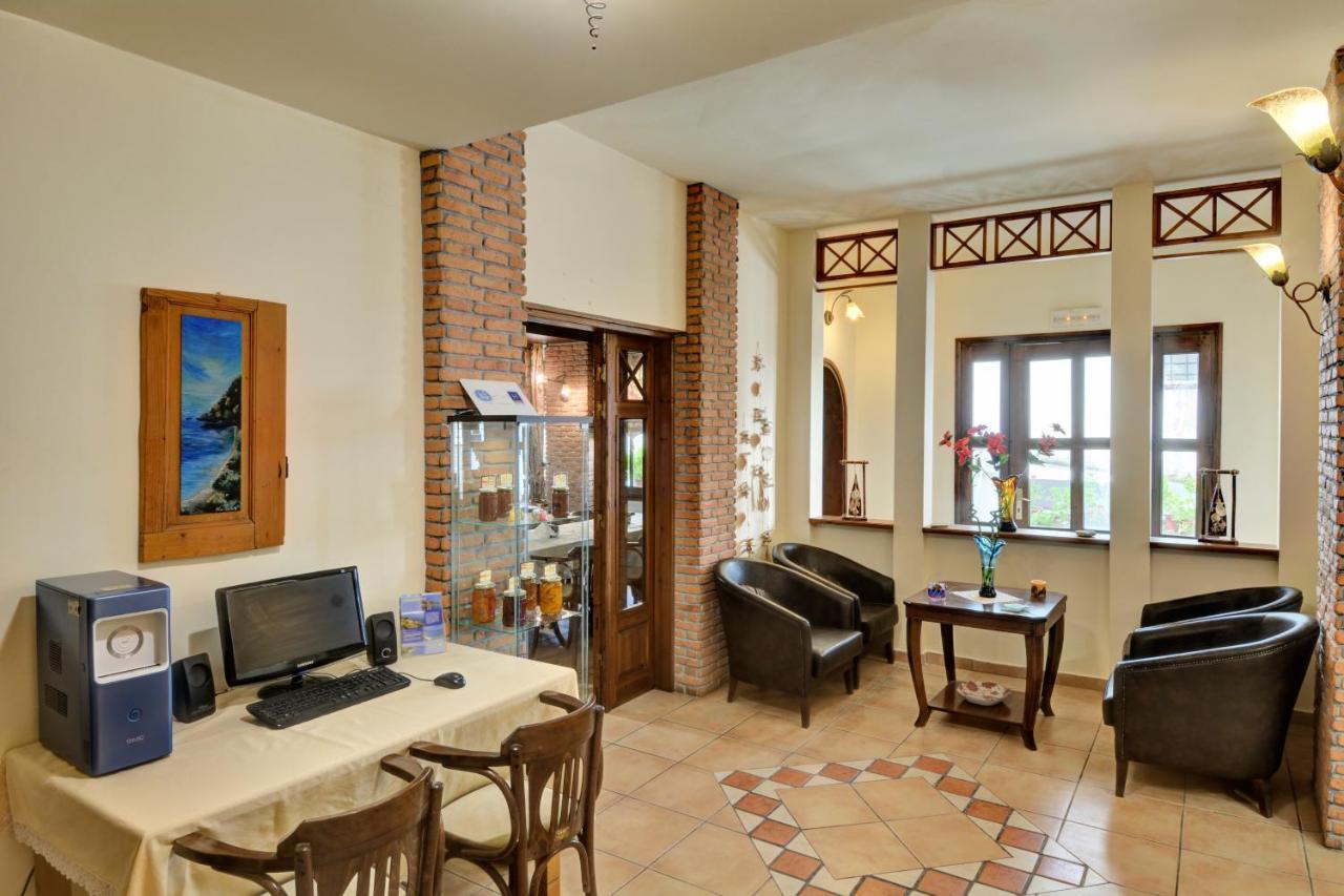 Katia Hotel อาฟิสโซส ภายนอก รูปภาพ